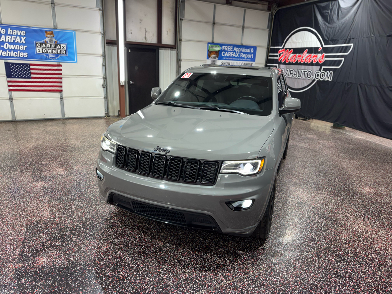 Jeep Grand Cherokee Laredo X 4x4 2021