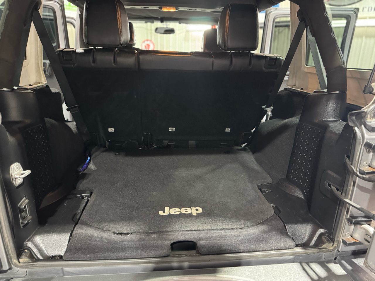 Jeep Wrangler Unlimited 4WD 4dr Freedom Edition *Ltd Avail* 2014