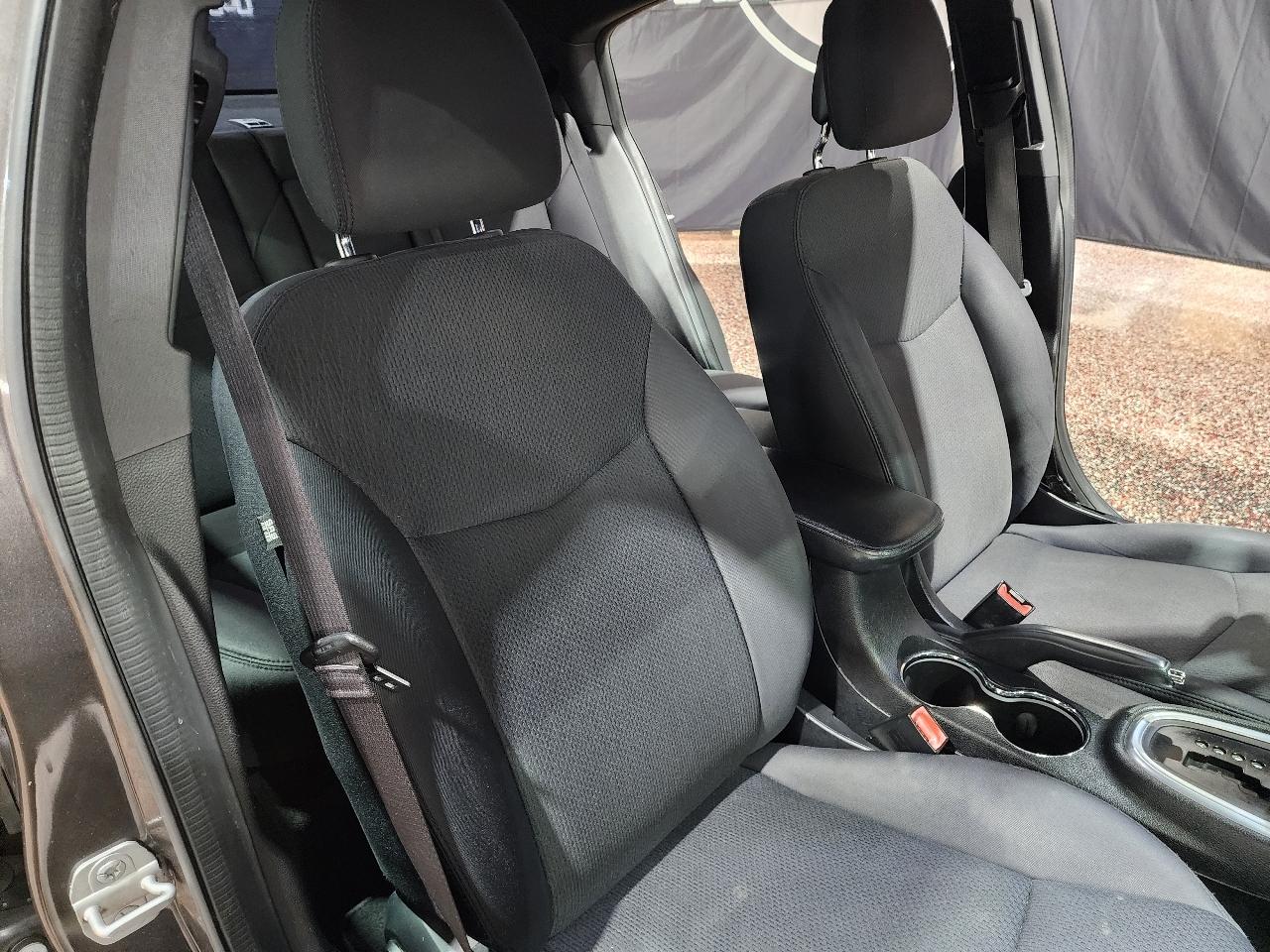 Chrysler 200 4dr Sdn Touring 2014