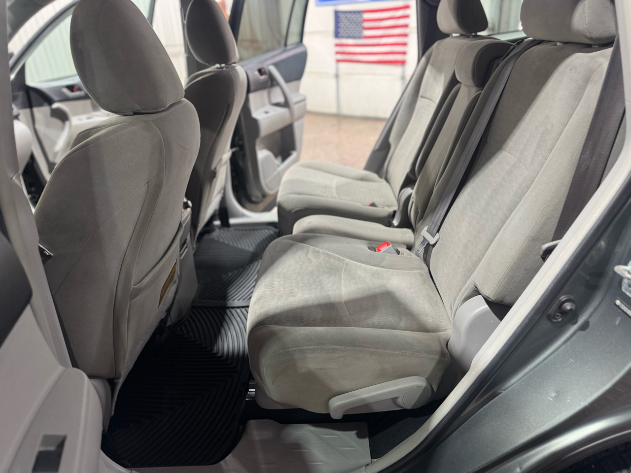 Toyota Highlander FWD 4dr I4 (Natl) 2013