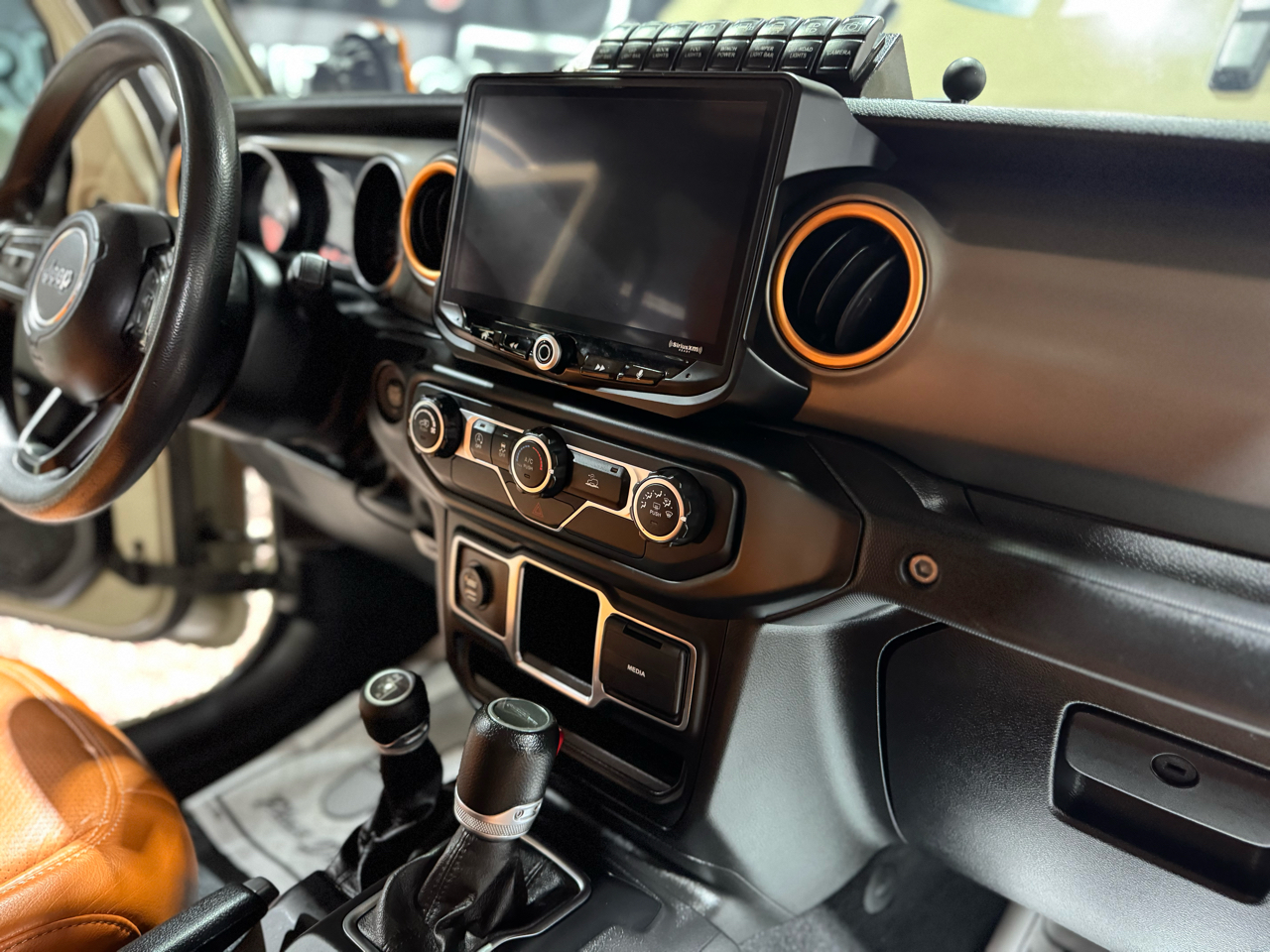 Jeep Gladiator Sport 4x4 2020