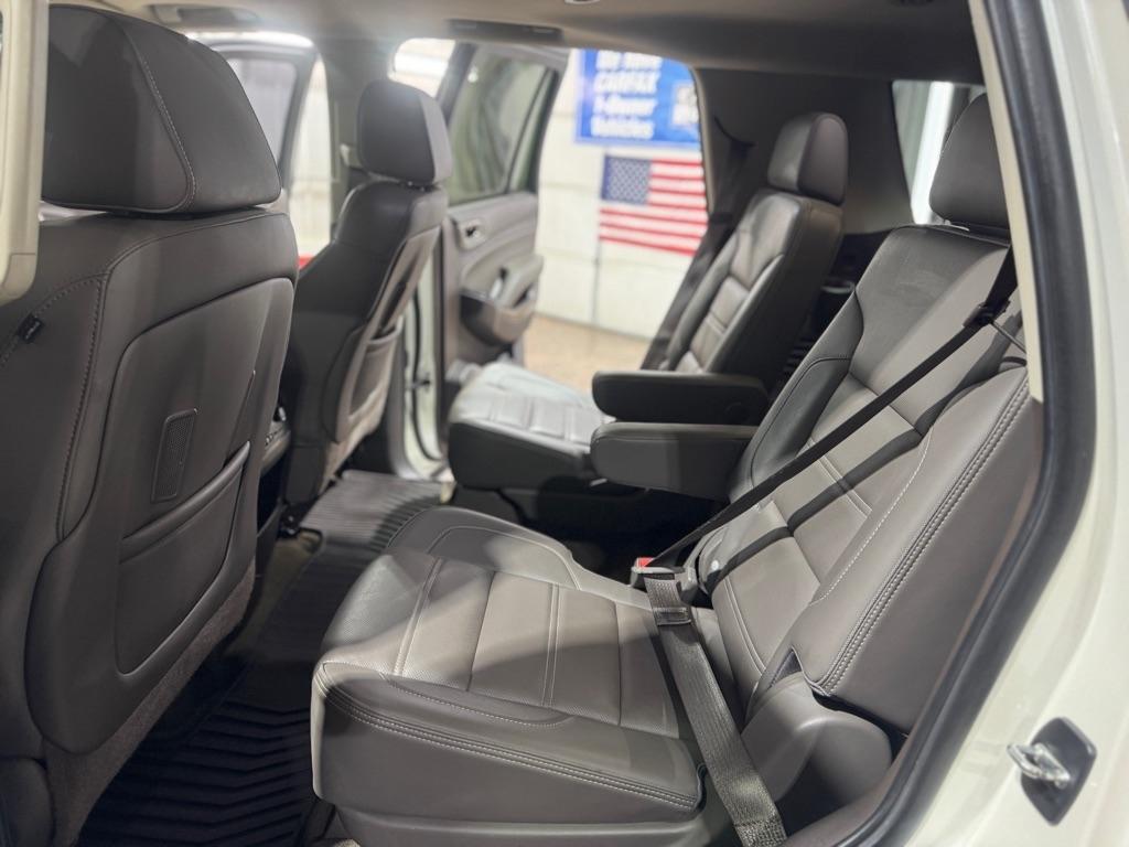 GMC Yukon 4WD 4dr Denali 2015