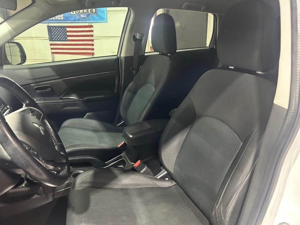 Mitsubishi Outlander Sport 2WD 4dr CVT ES 2015