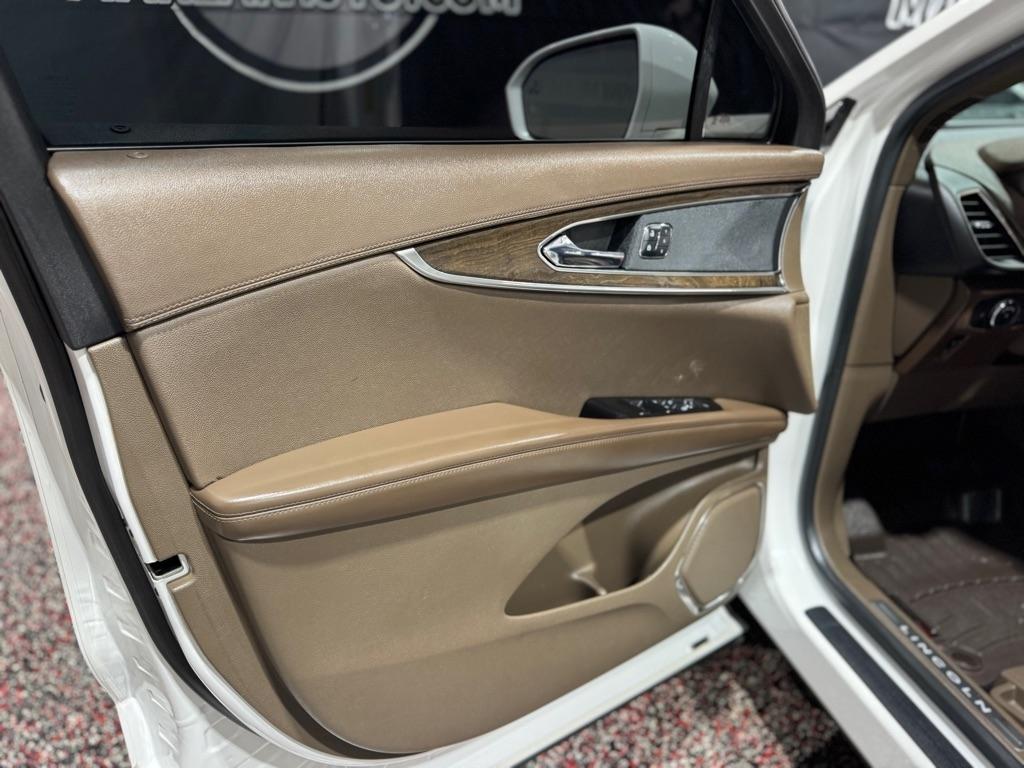 Lincoln MKX AWD 4dr Reserve 2016