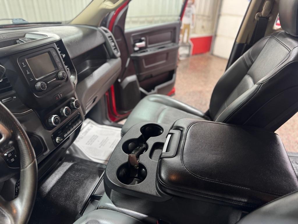 RAM 5500 Chassis Cab Tradesman 4x4 Crew Cab 60" CA 173.4" WB 2019