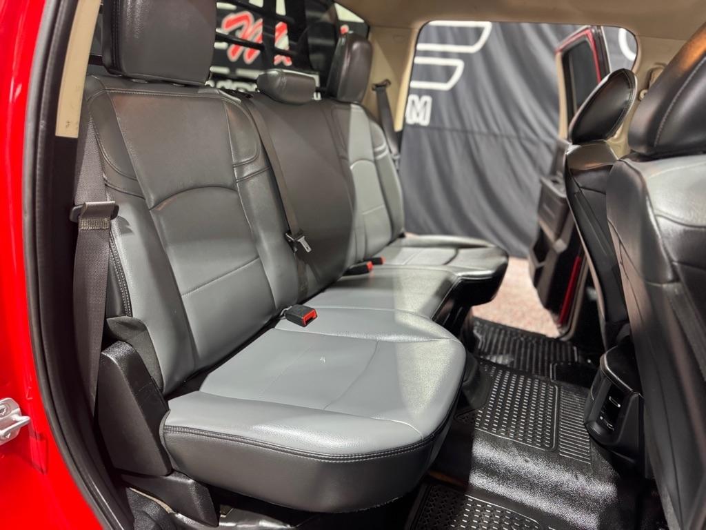 RAM 5500 Chassis Cab Tradesman 4x4 Crew Cab 60" CA 173.4" WB 2019