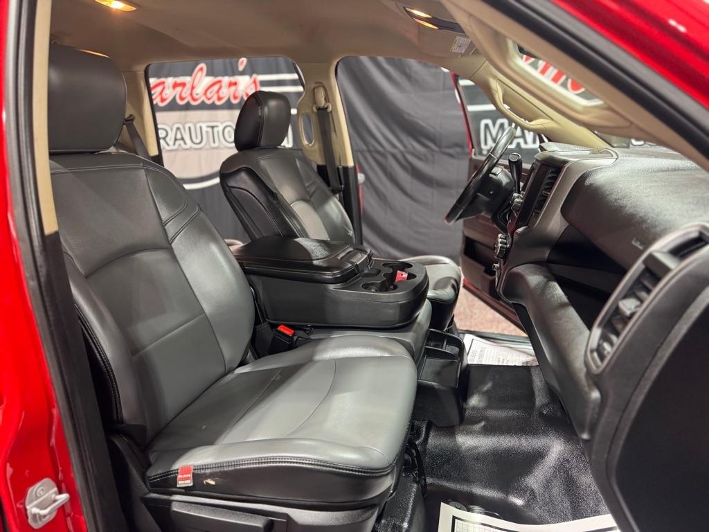 RAM 5500 Chassis Cab Tradesman 4x4 Crew Cab 60" CA 173.4" WB 2019