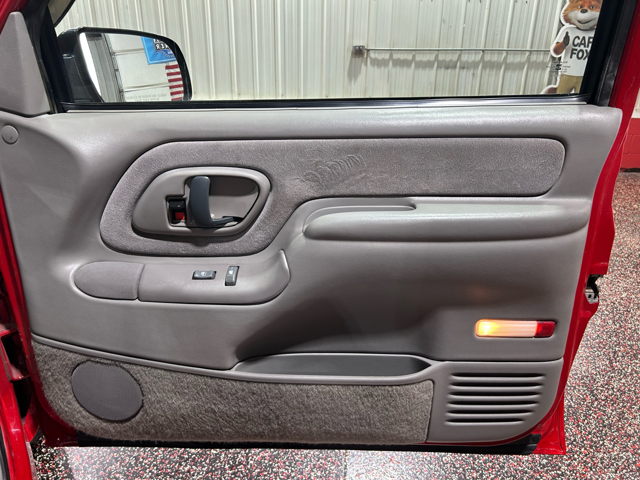 GMC Sierra 1500 Reg Cab Sportside 117.5" WB 1997