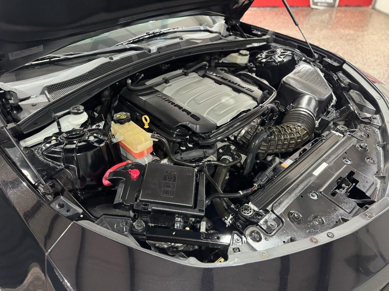 Chevrolet Camaro 2dr Cpe 1SS 2016