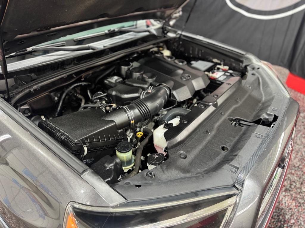 Toyota 4Runner TRD Off Road Premium 4WD (Natl) 2018