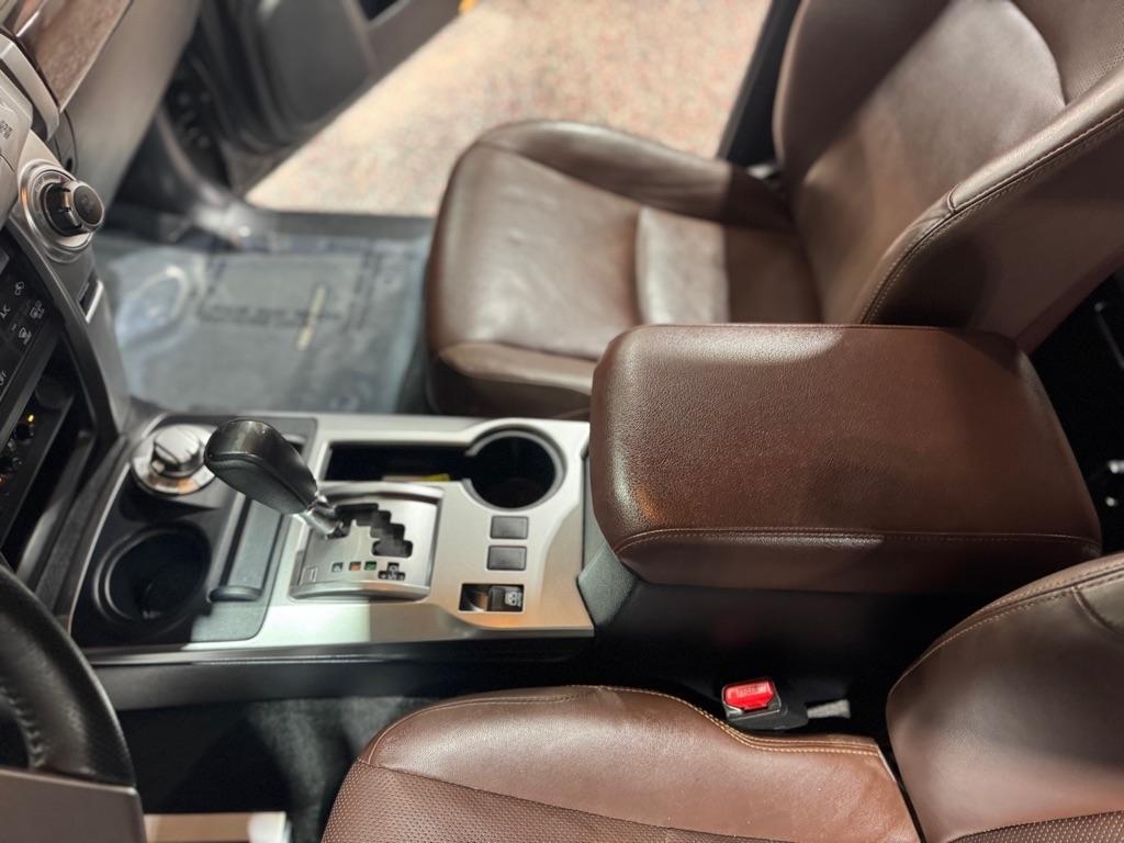 Toyota 4Runner TRD Off Road Premium 4WD (Natl) 2018