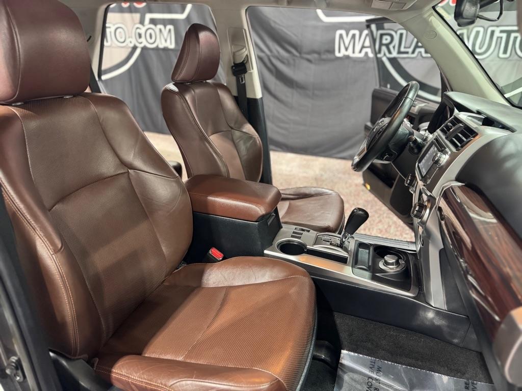 Toyota 4Runner TRD Off Road Premium 4WD (Natl) 2018