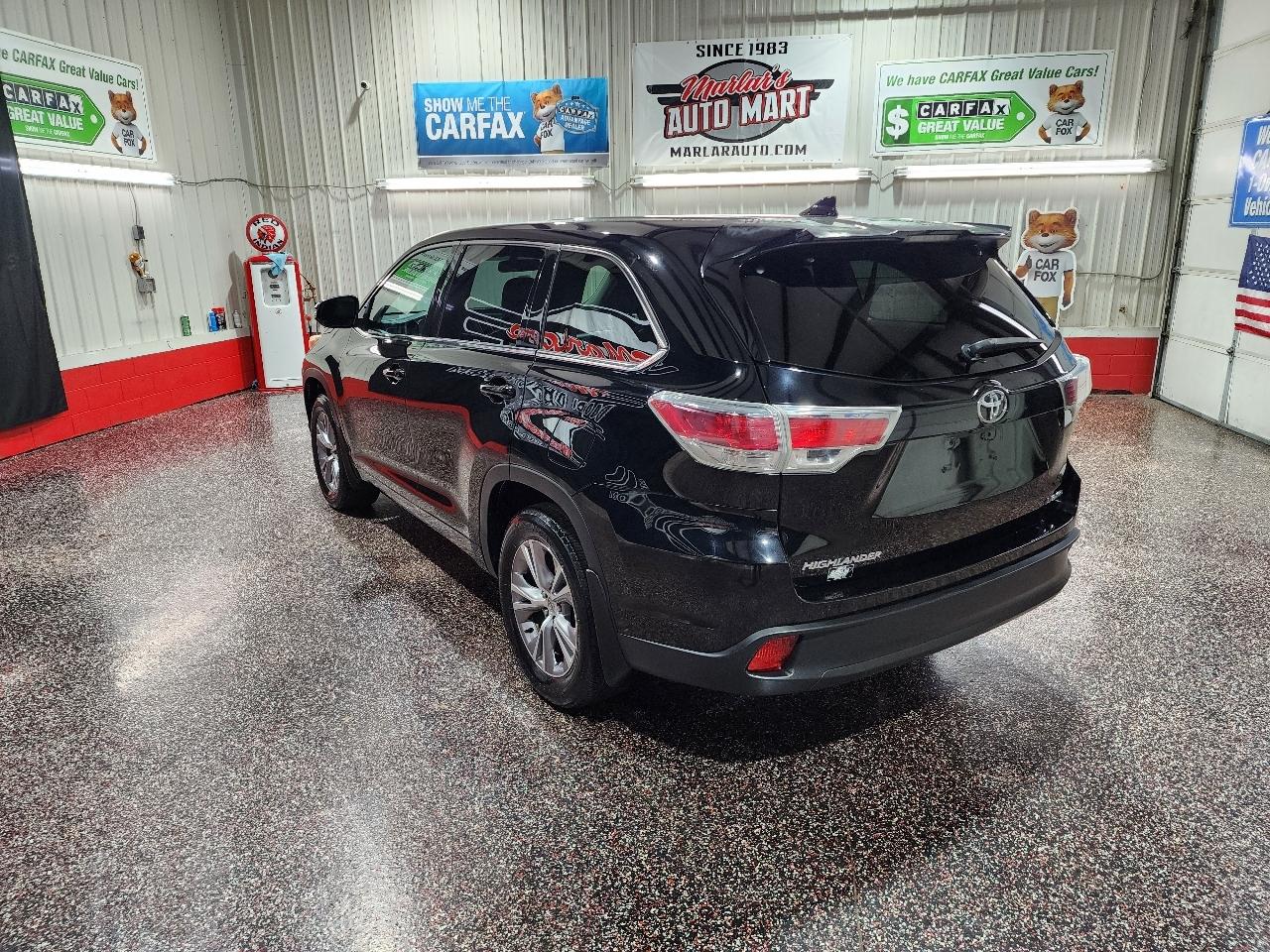 Toyota Highlander AWD 4dr V6 LE (Natl) 2014