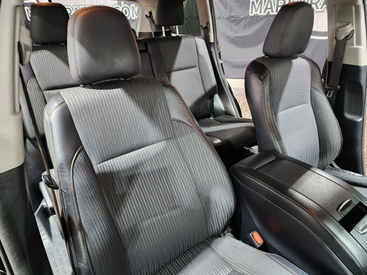 Toyota Highlander AWD 4dr V6 LE (Natl) 2014