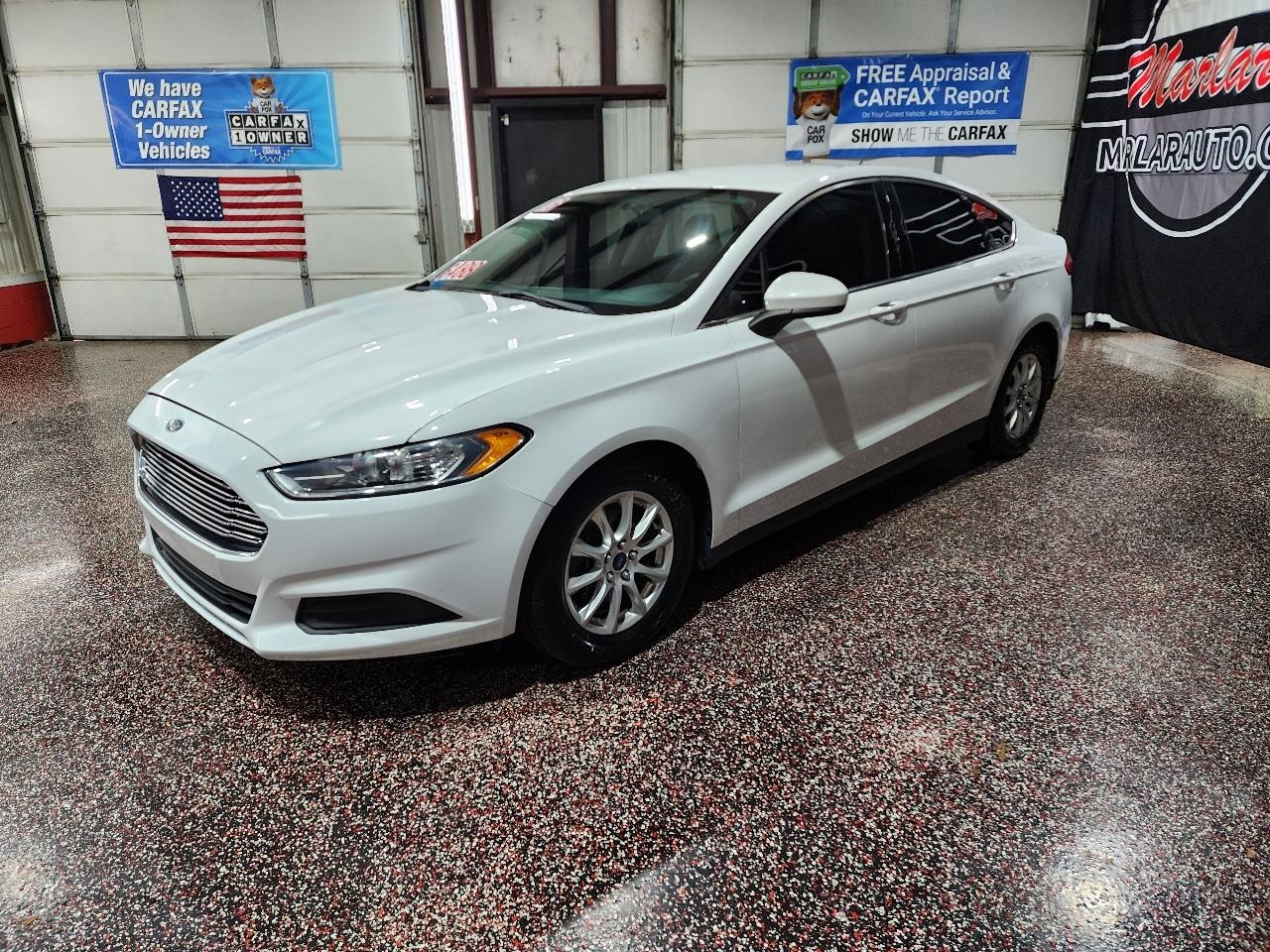 Ford Fusion 4dr Sdn S FWD 2016