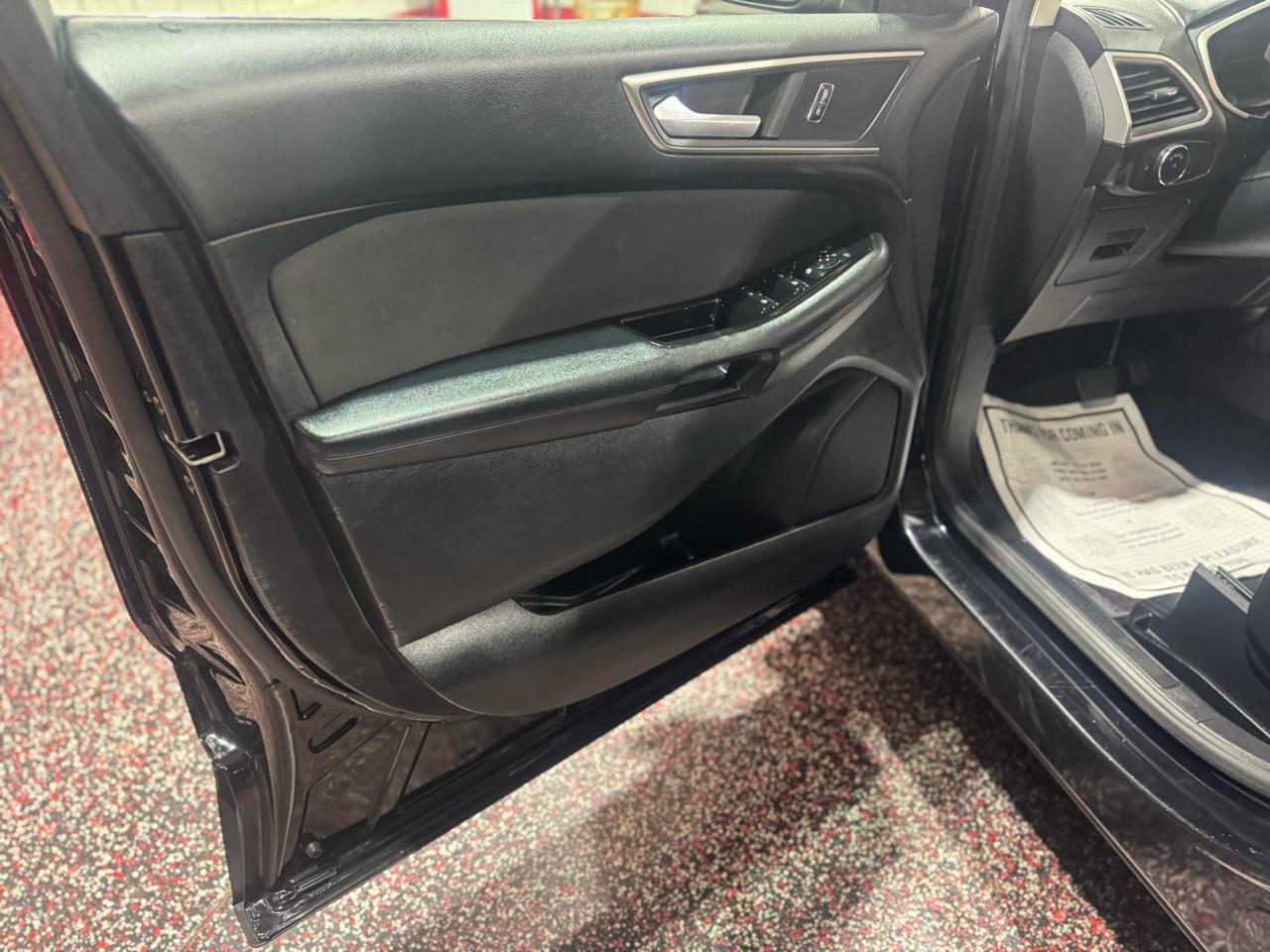 Ford Edge 4dr SEL AWD 2016