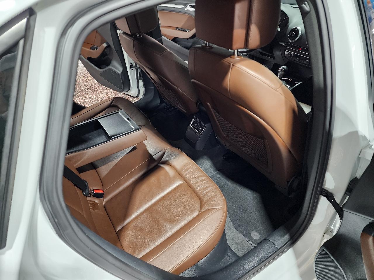 Audi A3 Sedan 2.0 TFSI Tech Premium quattro AWD 2018