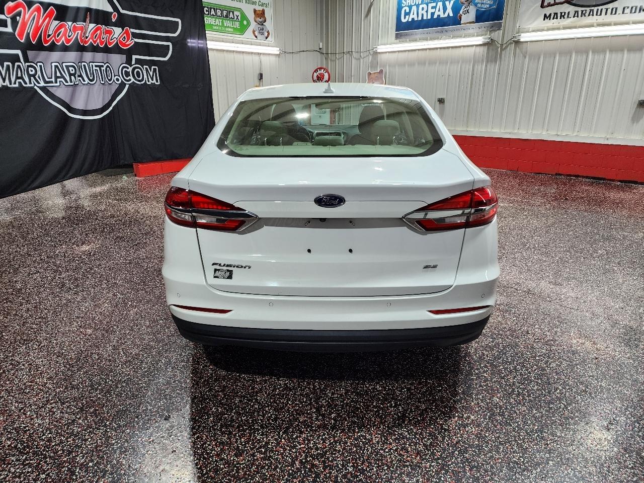 Ford Fusion SE FWD 2019