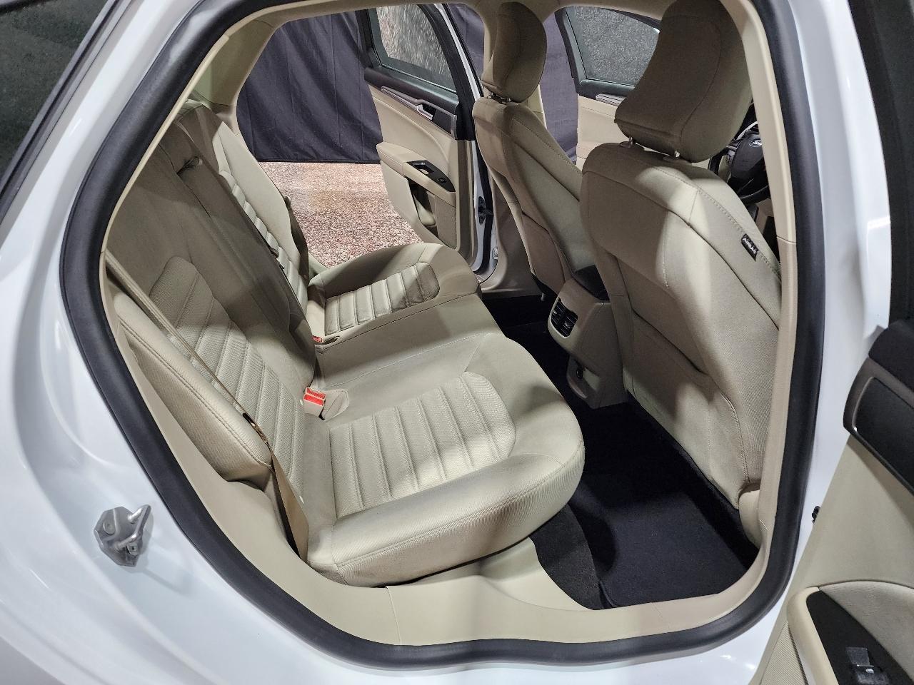 Ford Fusion SE FWD 2019