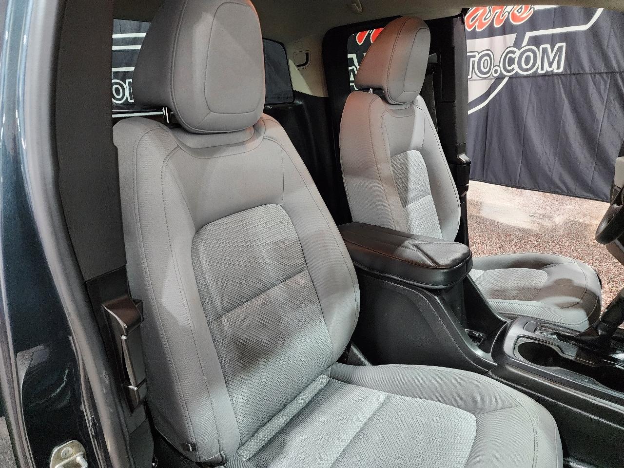 Chevrolet Colorado 2WD Ext Cab 128.3" Work Truck 2019