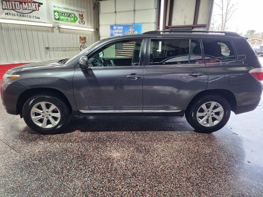 Toyota Highlander FWD 4dr V6 (Natl) 2013