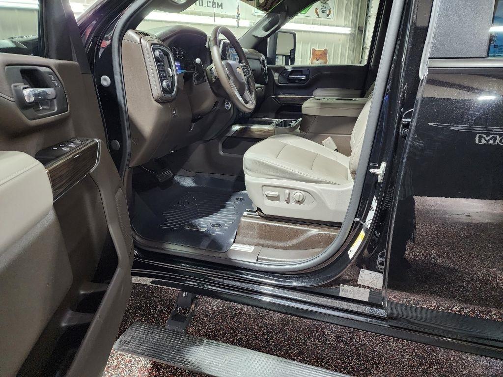 Chevrolet Silverado 2500HD 4WD Crew Cab 159" LT 2022