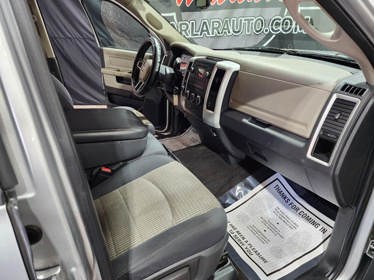 Dodge Ram 3500 4WD Crew Cab 169" SLT 2010