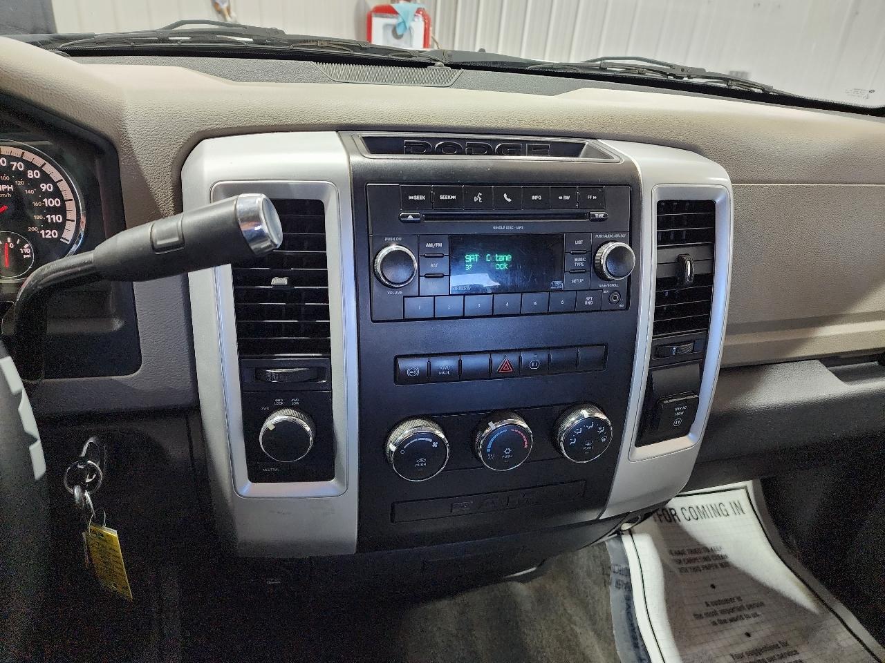 Dodge Ram 3500 4WD Crew Cab 169" SLT 2010