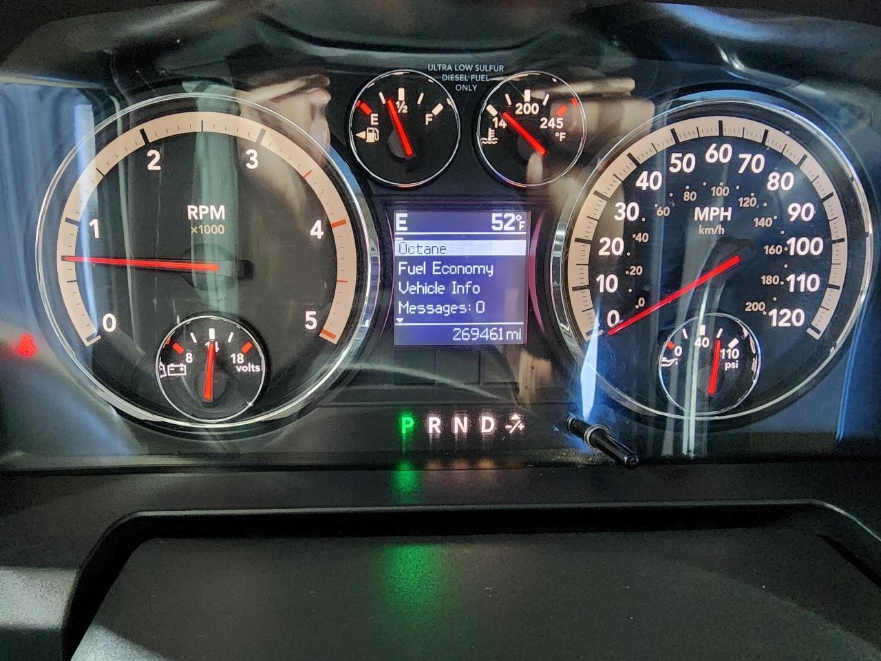 Dodge Ram 3500 4WD Crew Cab 169" SLT 2010