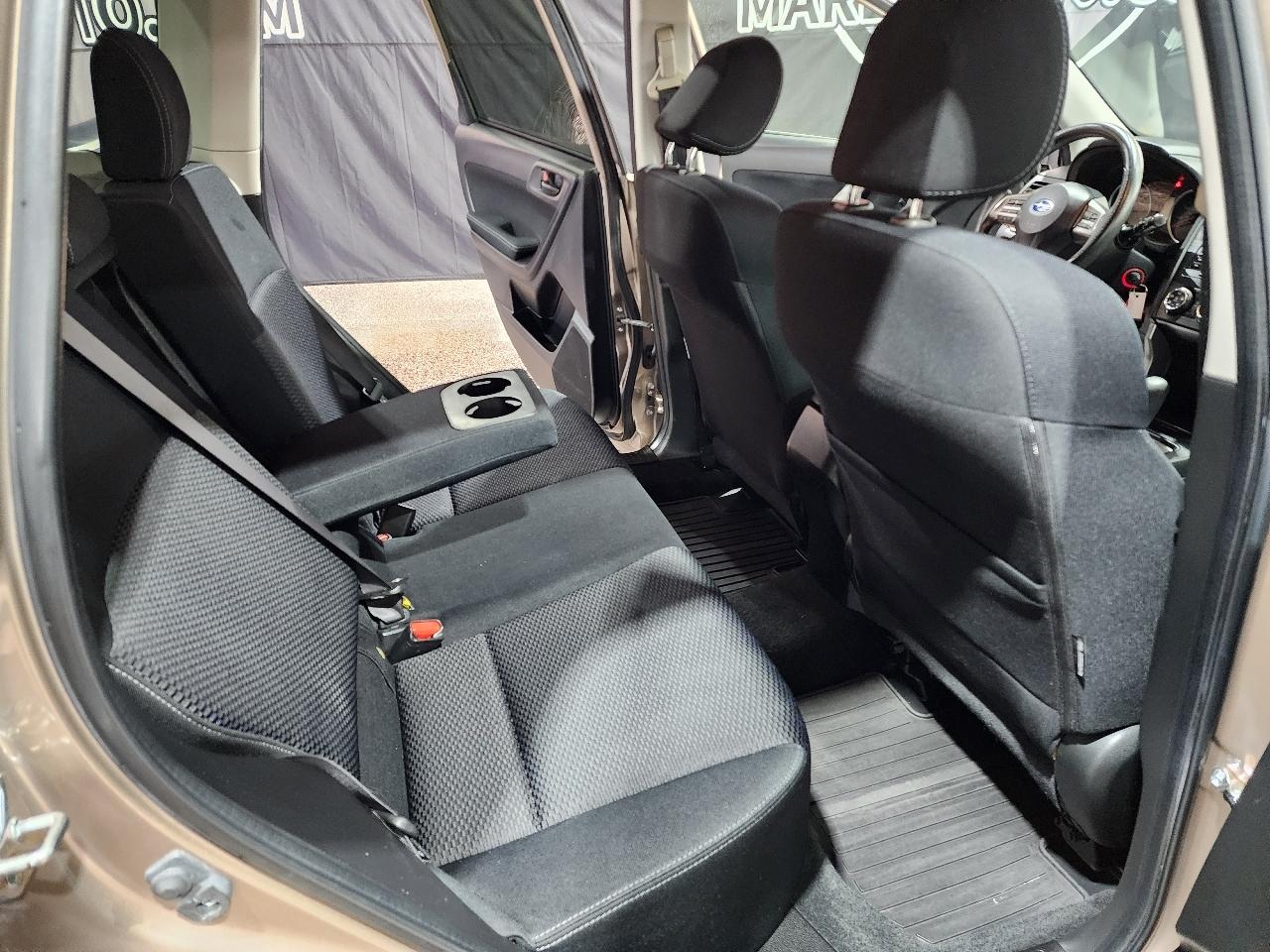 Subaru Forester 4dr CVT 2.5i Premium PZEV 2015