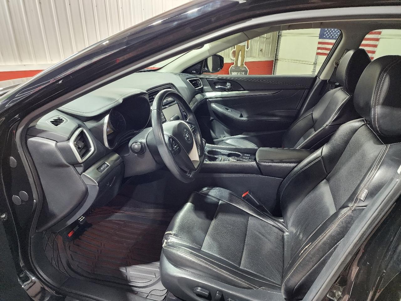 Nissan Maxima SL 3.5L 2019