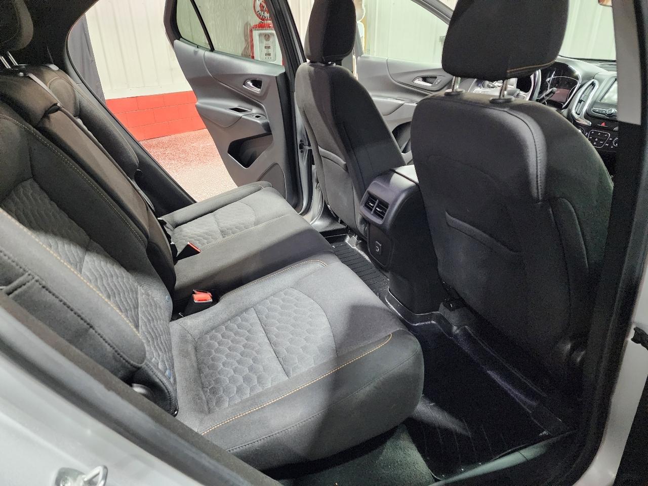 Chevrolet Equinox AWD 4dr LT w/2FL 2019