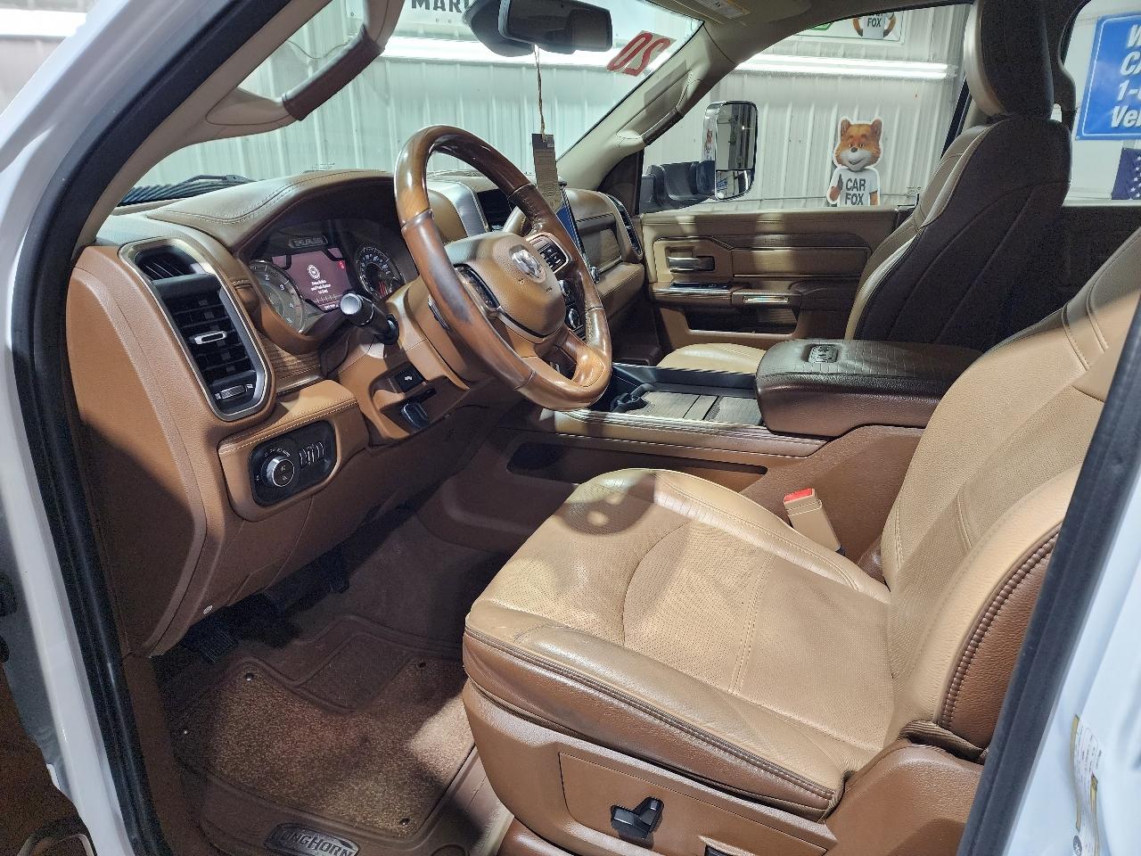 RAM 3500 Longhorn 4x4 Mega Cab 6'4" Box 2020