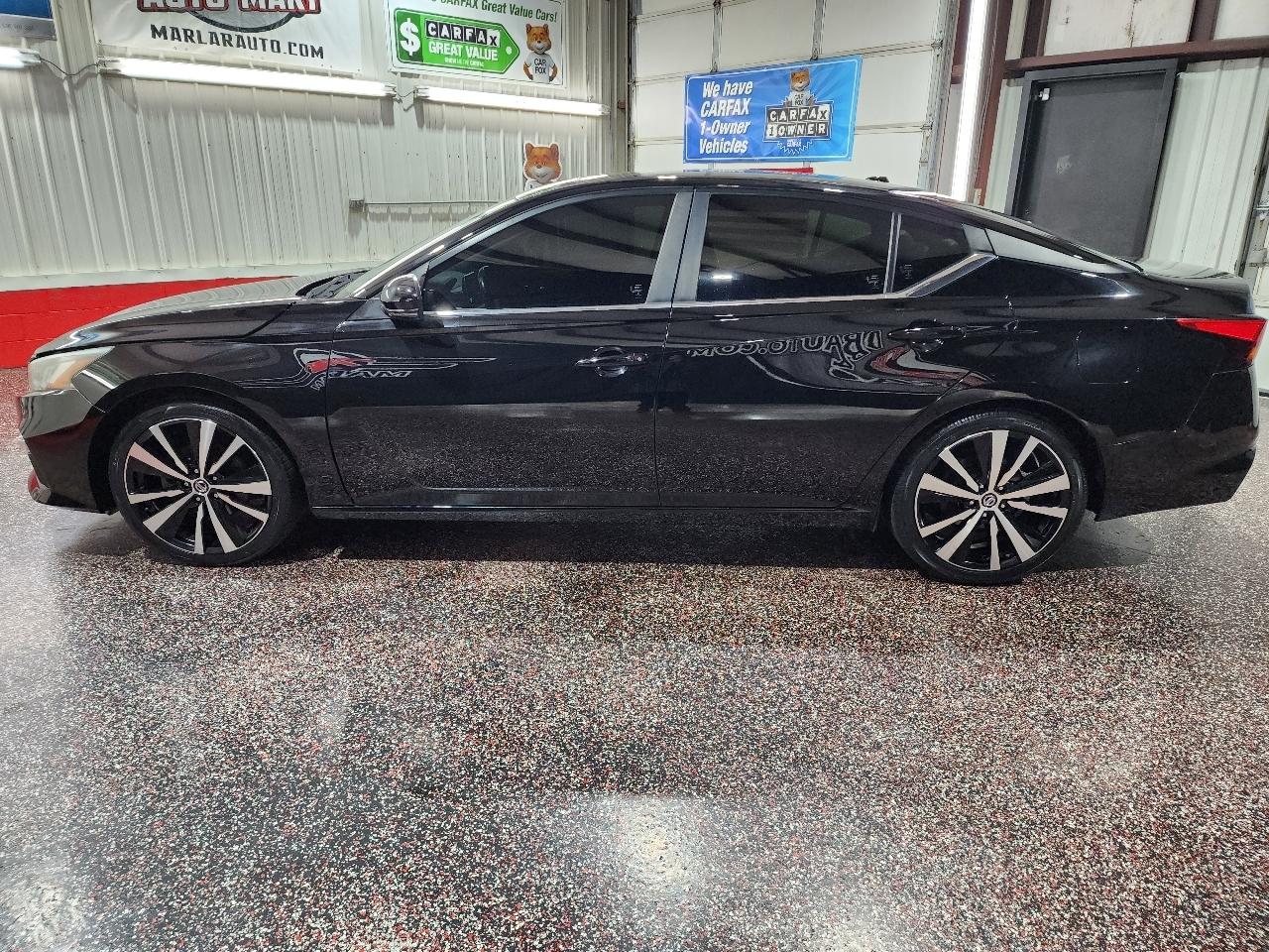 Nissan Altima 2.5 SR Sedan 2019