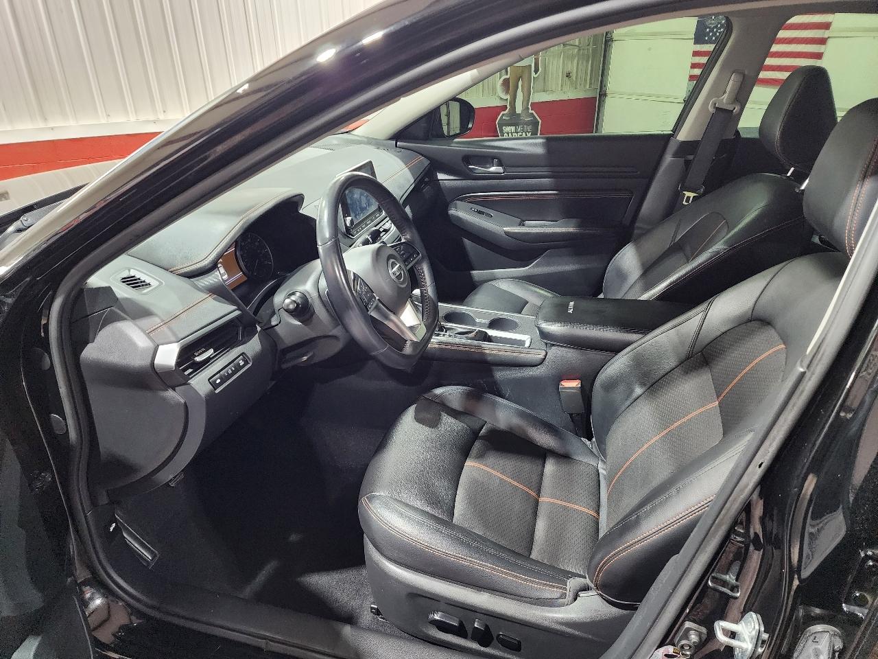 Nissan Altima 2.5 SR Sedan 2019