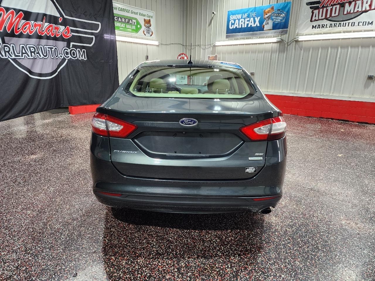 Ford Fusion 4dr Sdn SE FWD 2016