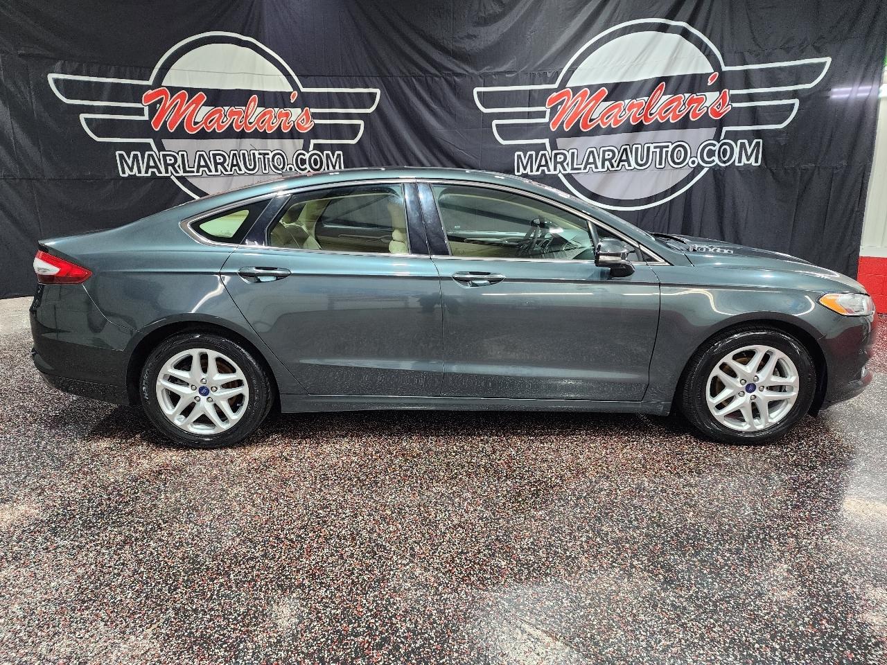 Ford Fusion 4dr Sdn SE FWD 2016