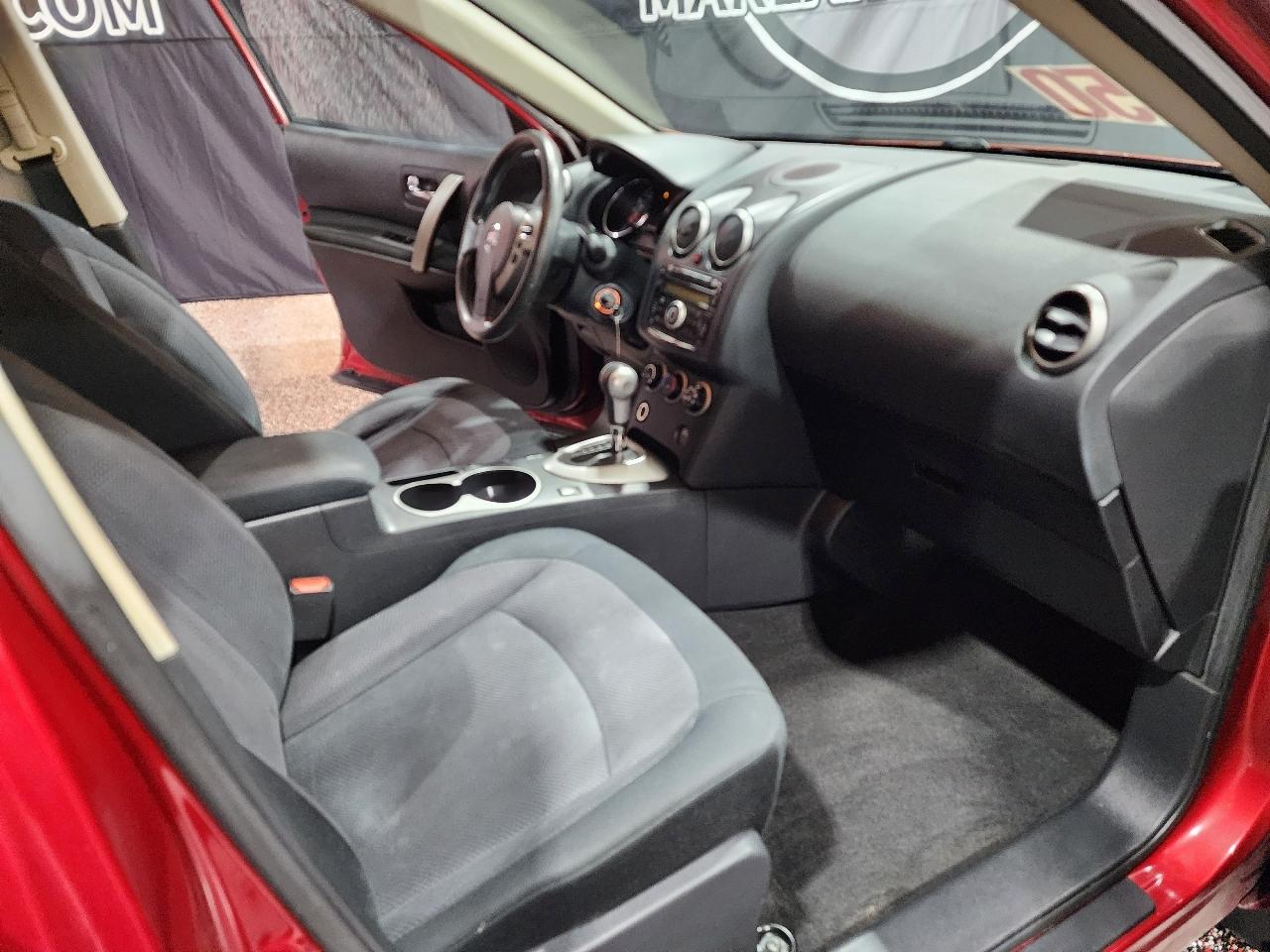 Nissan Rogue AWD 4dr S 2012