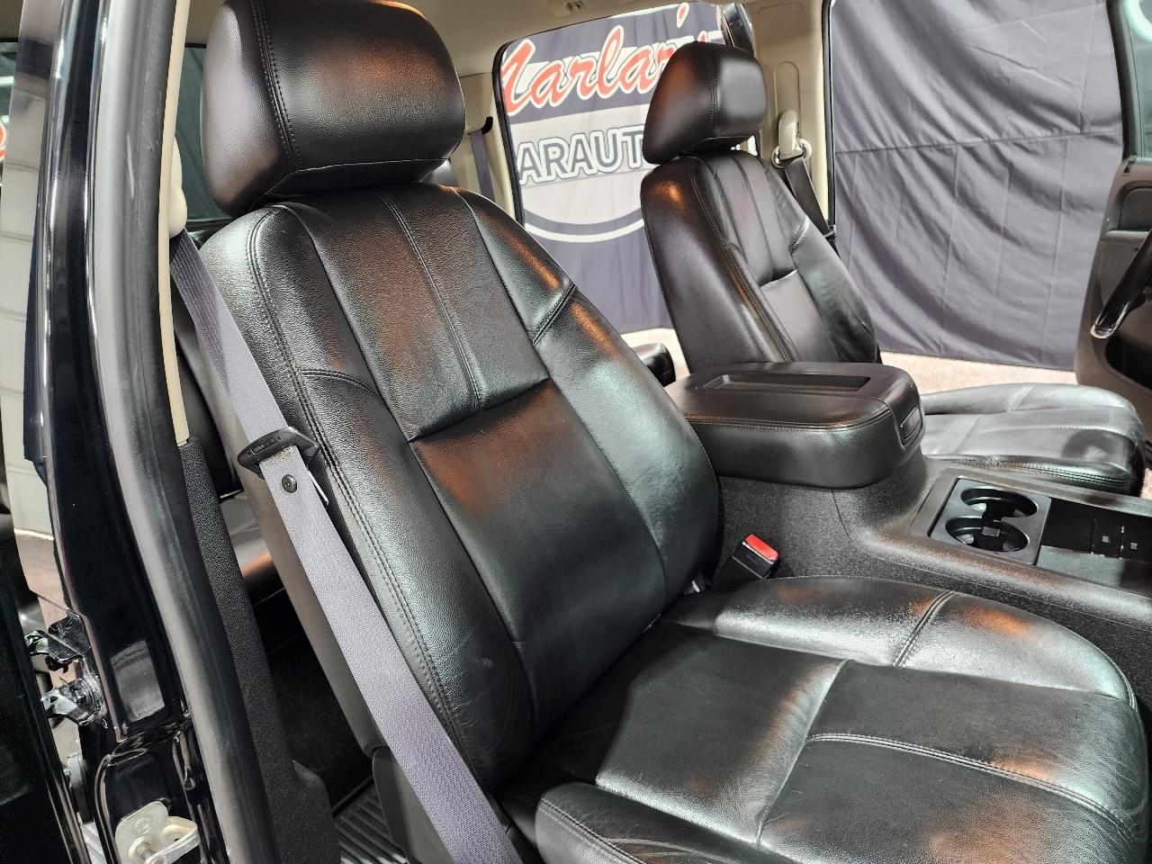 Chevrolet Silverado 3500HD 4WD Crew Cab 167.7" DRW LTZ 2011