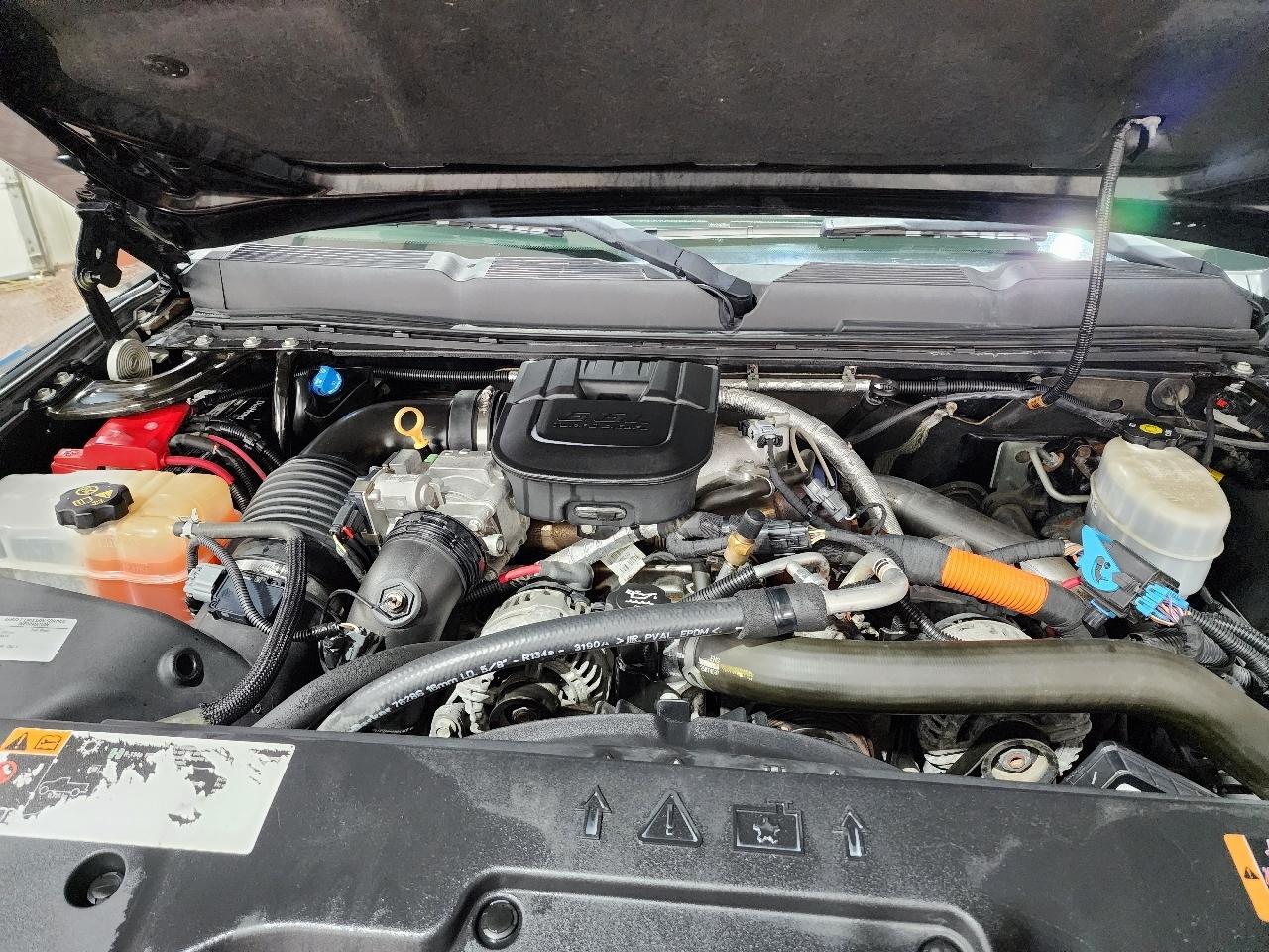 Chevrolet Silverado 3500HD 4WD Crew Cab 167.7" DRW LTZ 2011