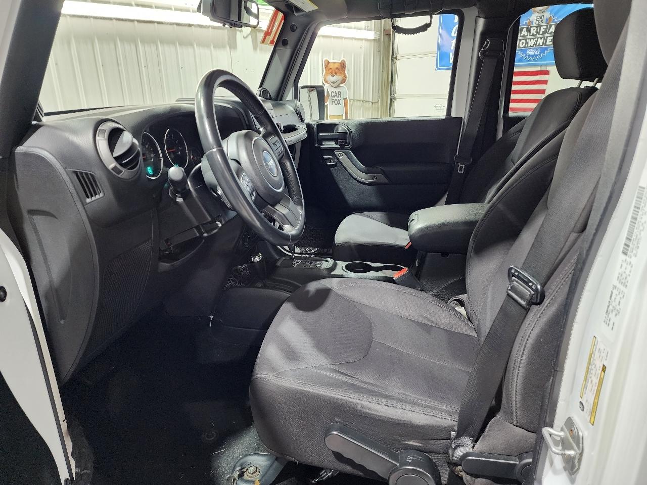 Jeep Wrangler Unlimited 4WD 4dr Sport 2014