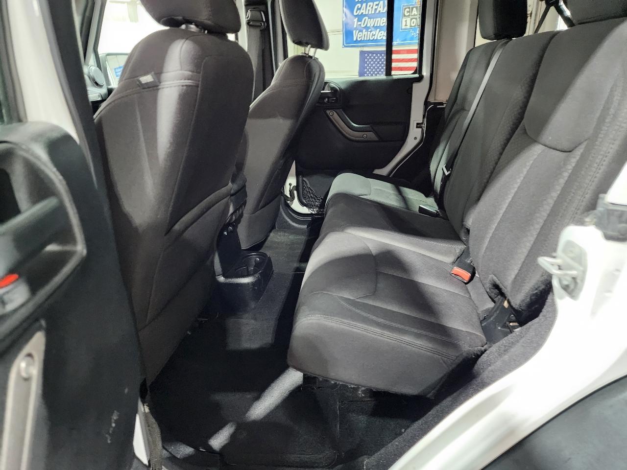 Jeep Wrangler Unlimited 4WD 4dr Sport 2014