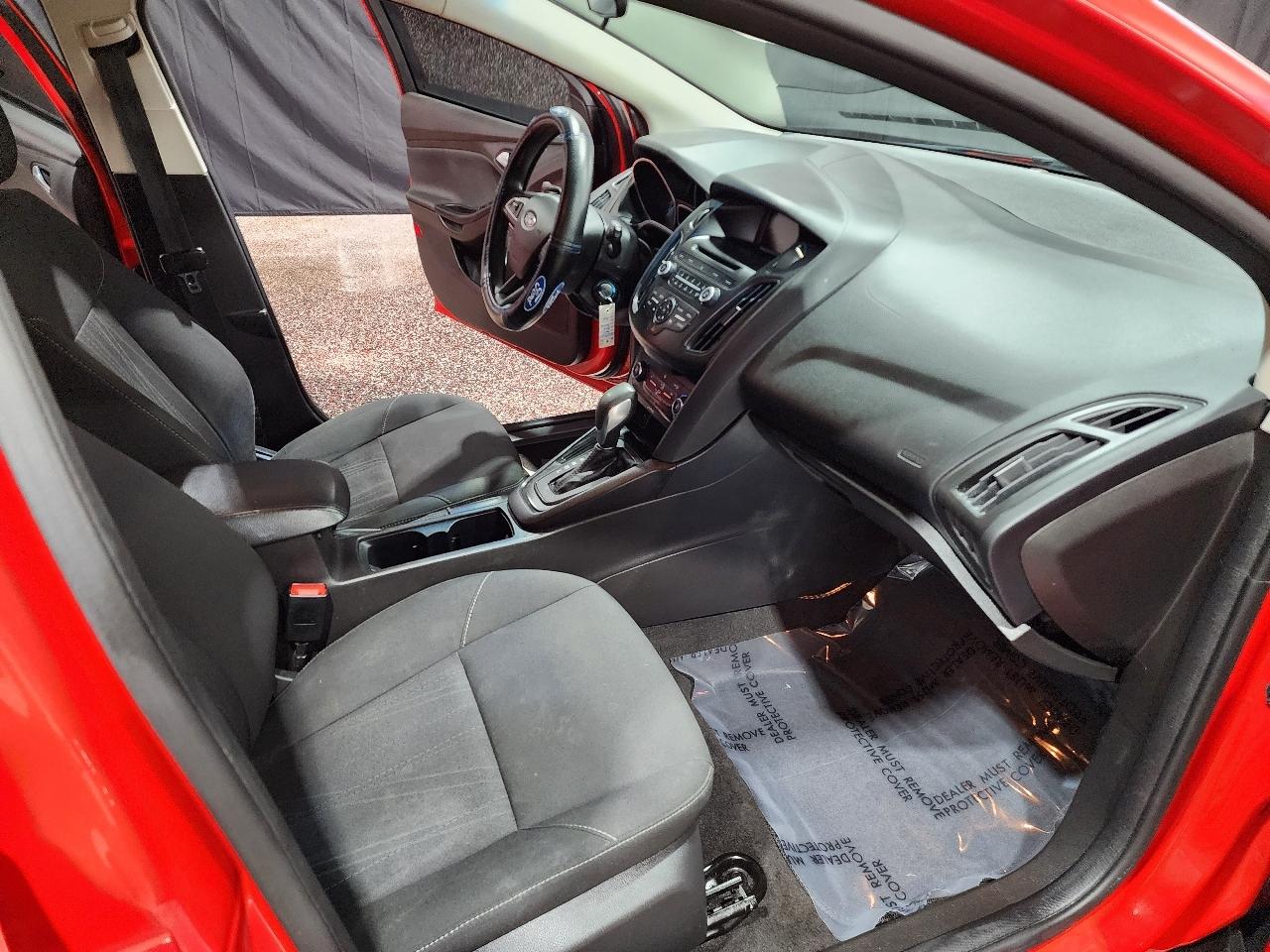 Ford Focus SE Hatch 2017