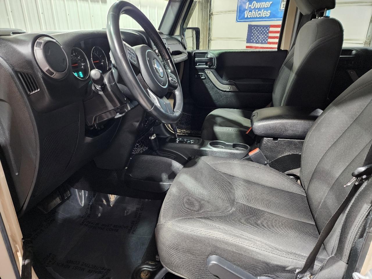 Jeep Wrangler Unlimited 4WD 4dr Sport 2016