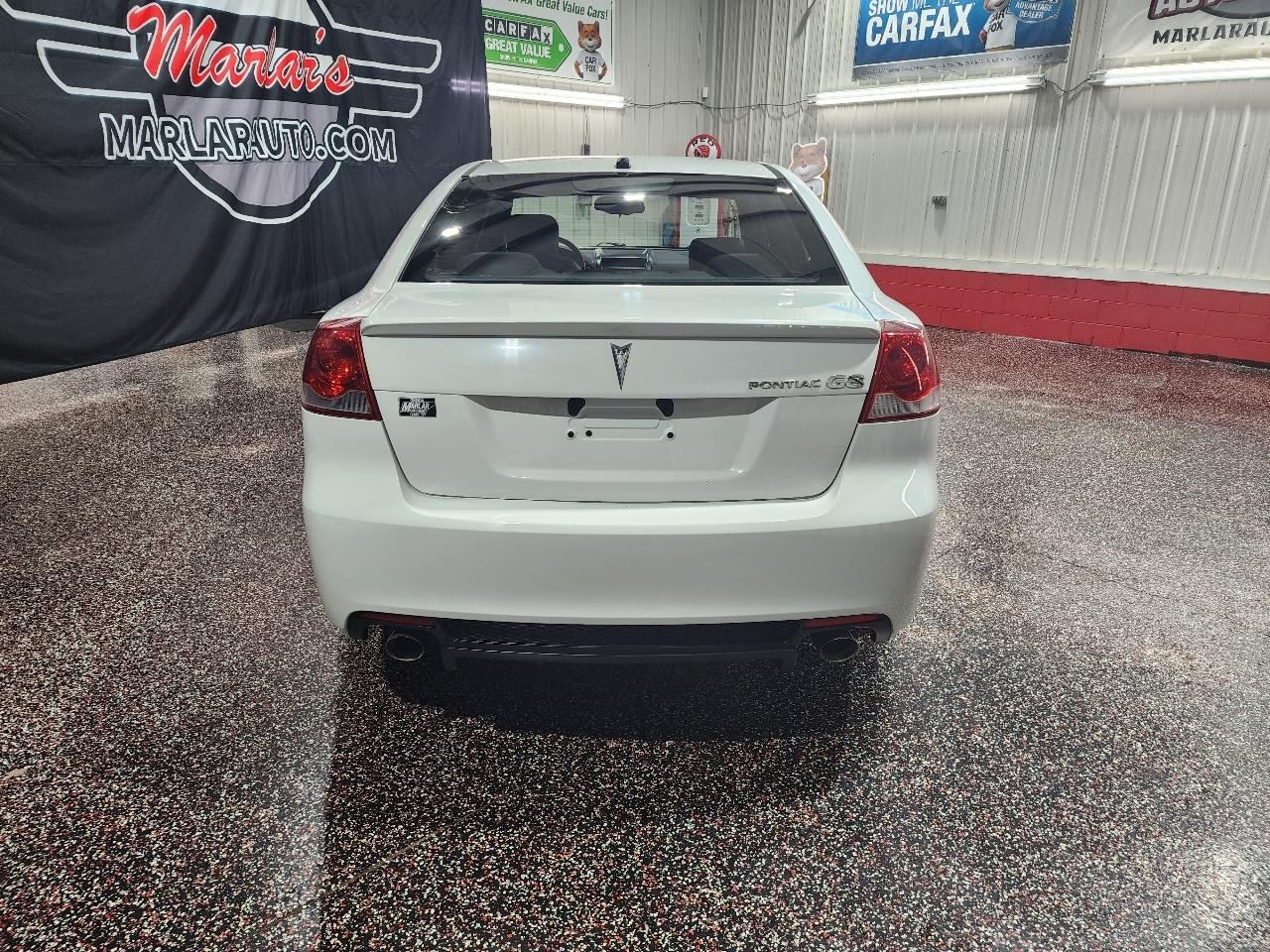 Pontiac G8 4dr Sdn 2009