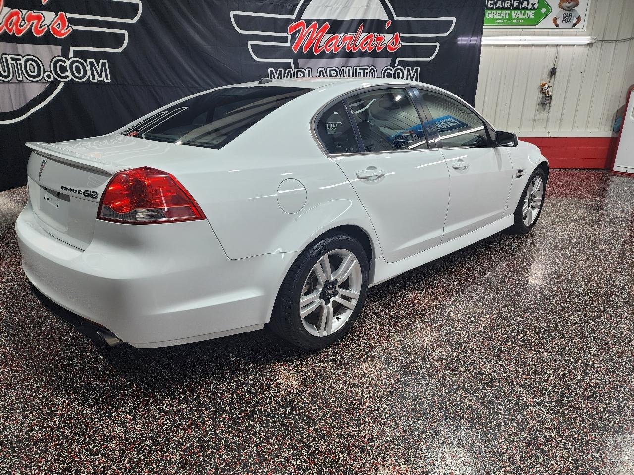 Pontiac G8 4dr Sdn 2009