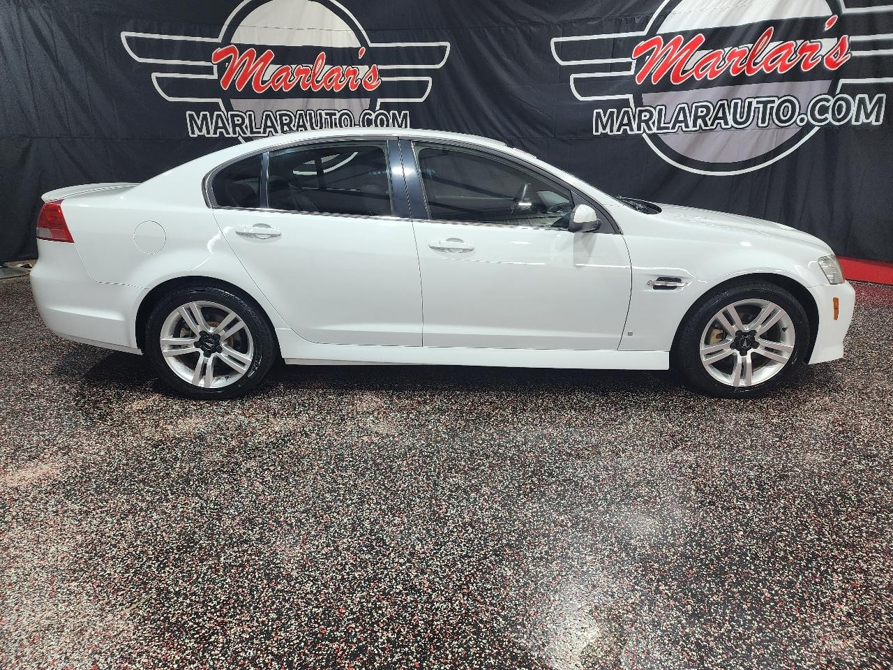 Pontiac G8 4dr Sdn 2009
