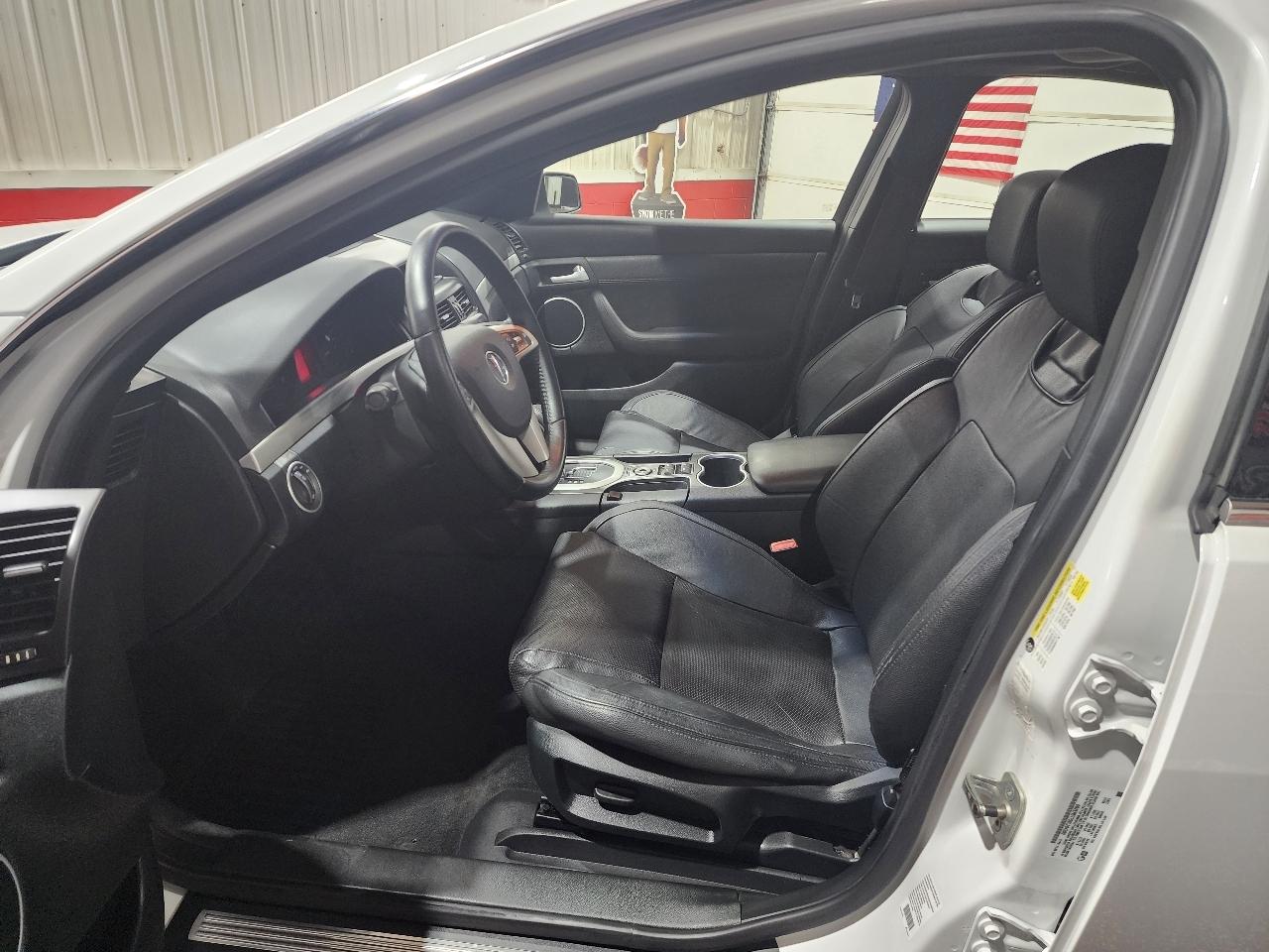 Pontiac G8 4dr Sdn 2009