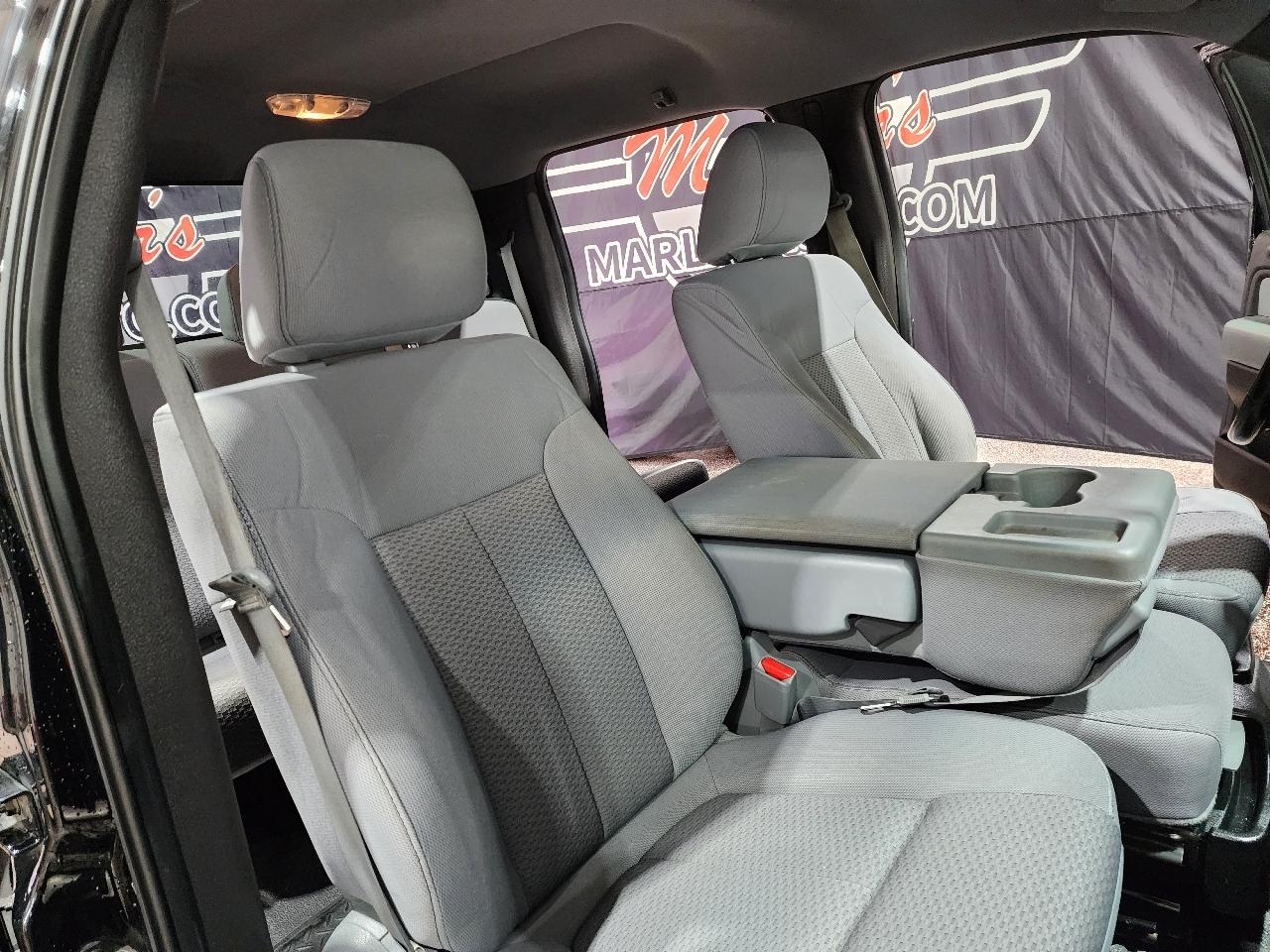 Ford F-150 4WD SuperCrew 145" Platinum 2011