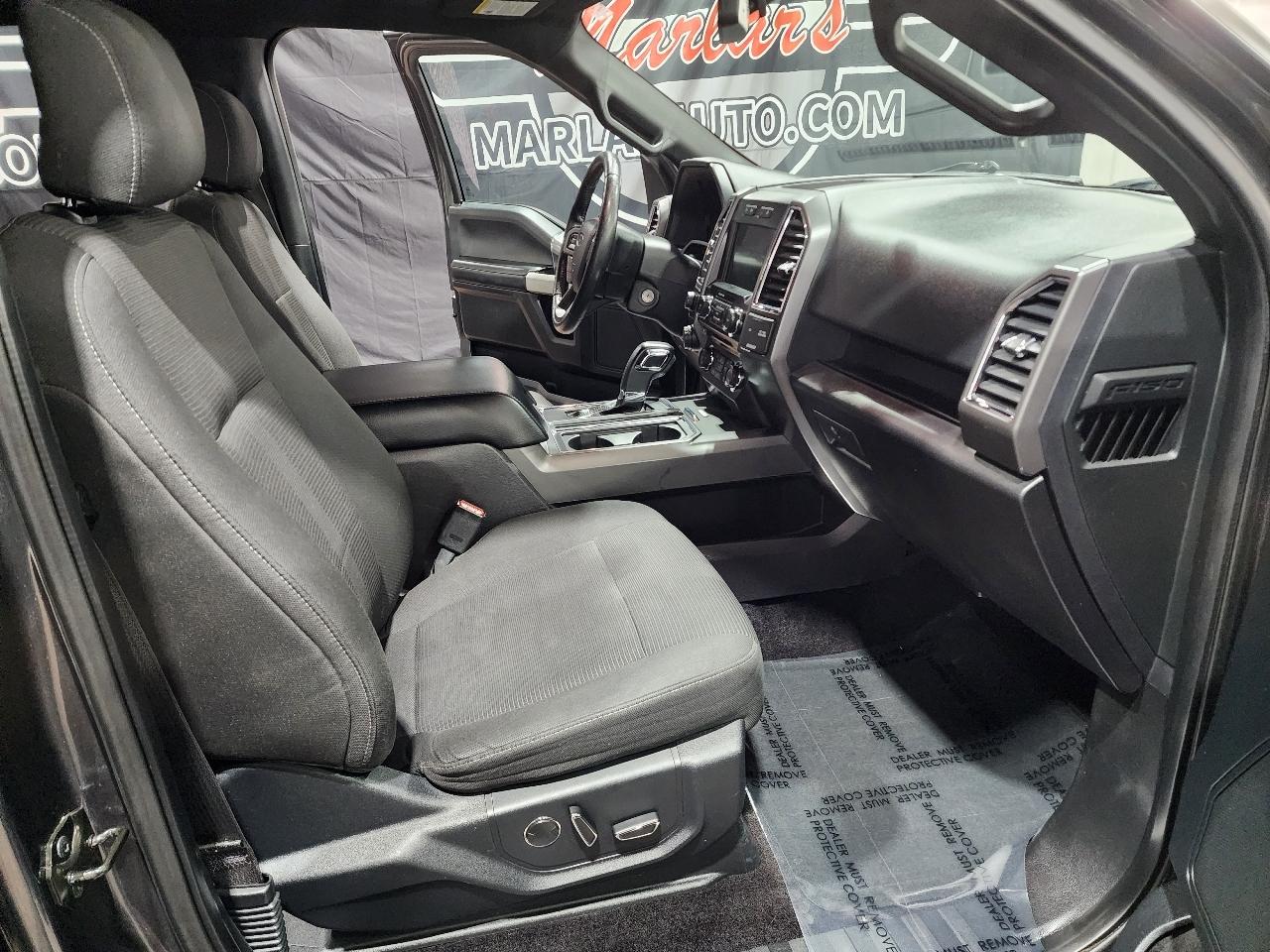 Ford F-150 4WD SuperCrew 145" Lariat 2016